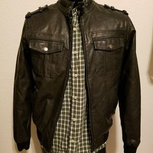 Men's faux black leather bomber jacket Sz Medium
